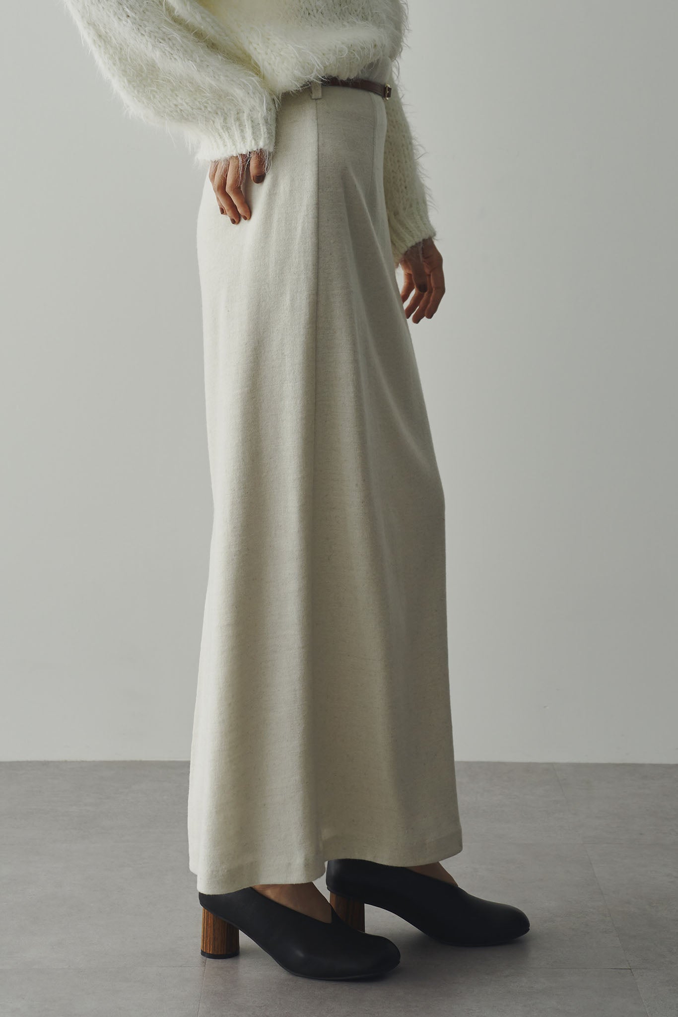 Brushed pencil long skirt