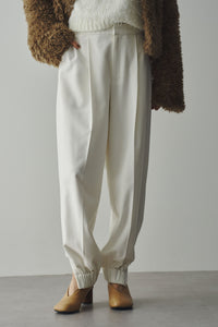 Sarouel Tuck Pants