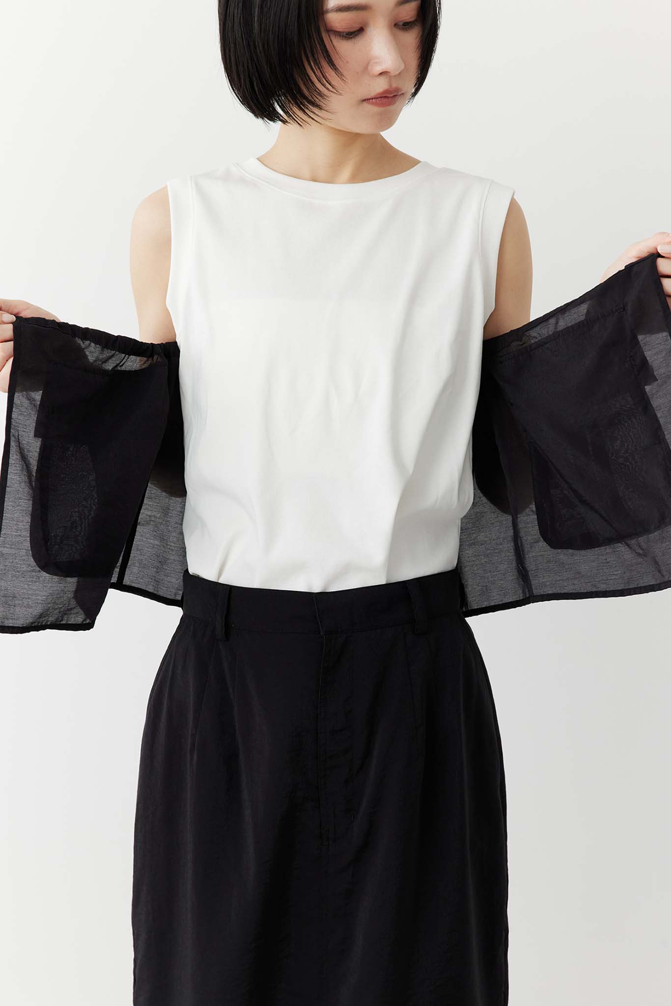 素材切り替えノースリTシャツ