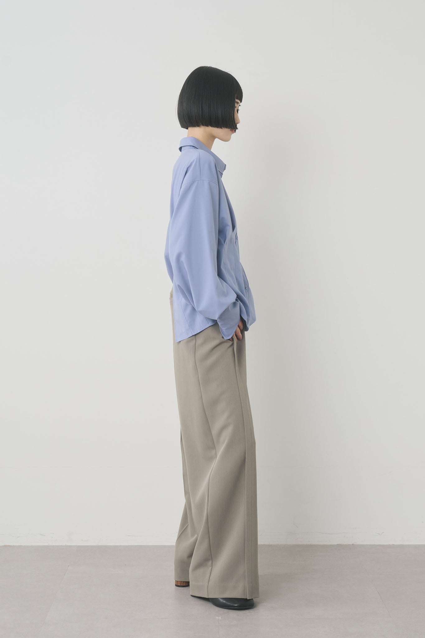 ウエストタックシャツ