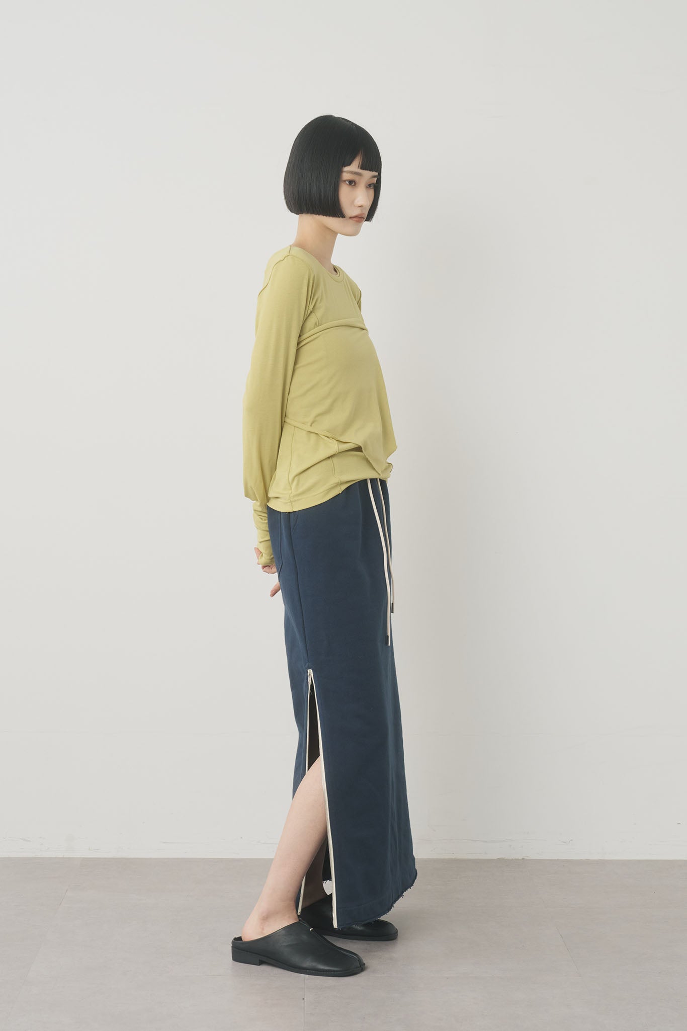 スエットジップスカート