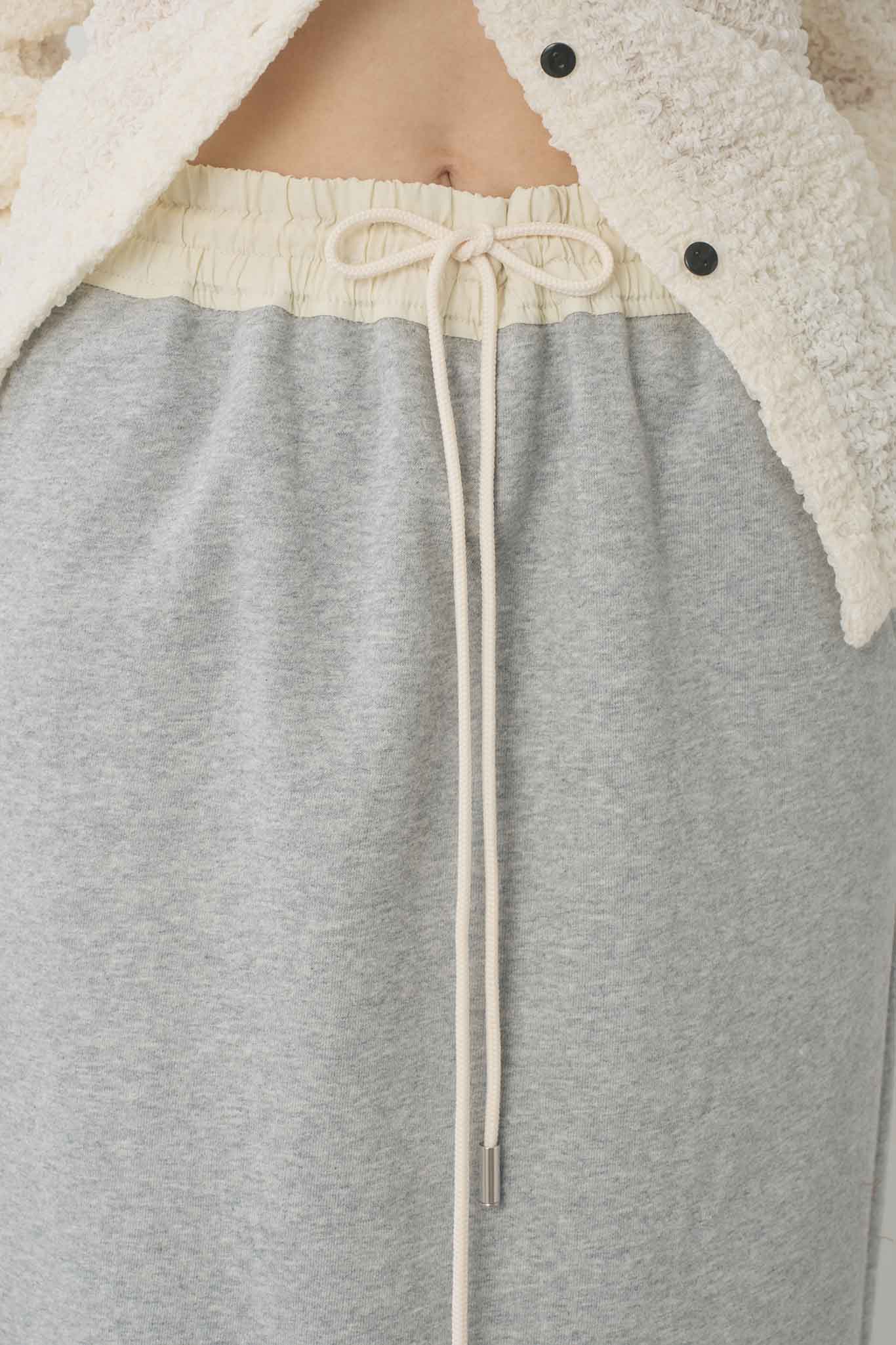 スエットジップスカート