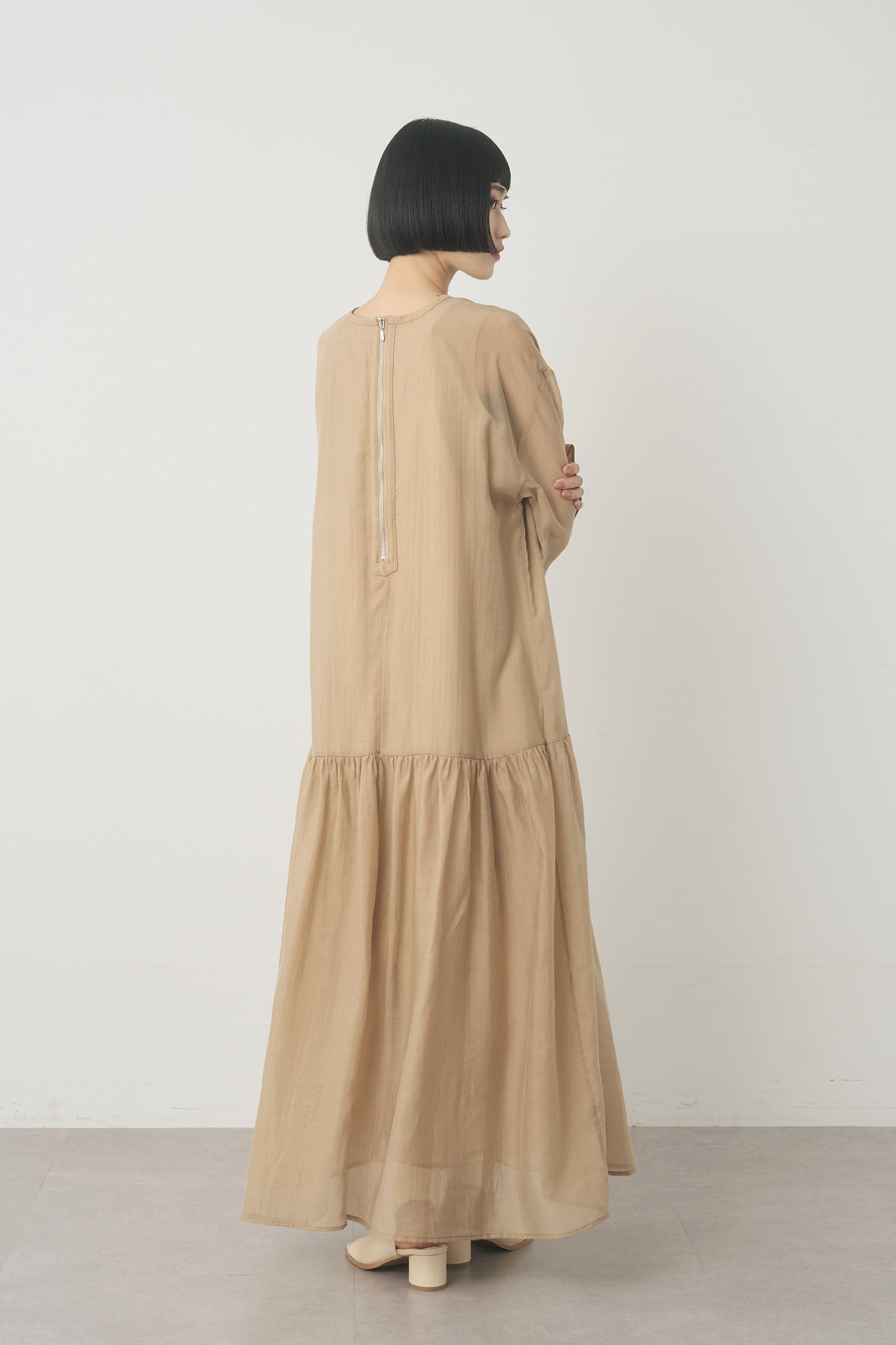 オーガンジーレイヤードワンピース