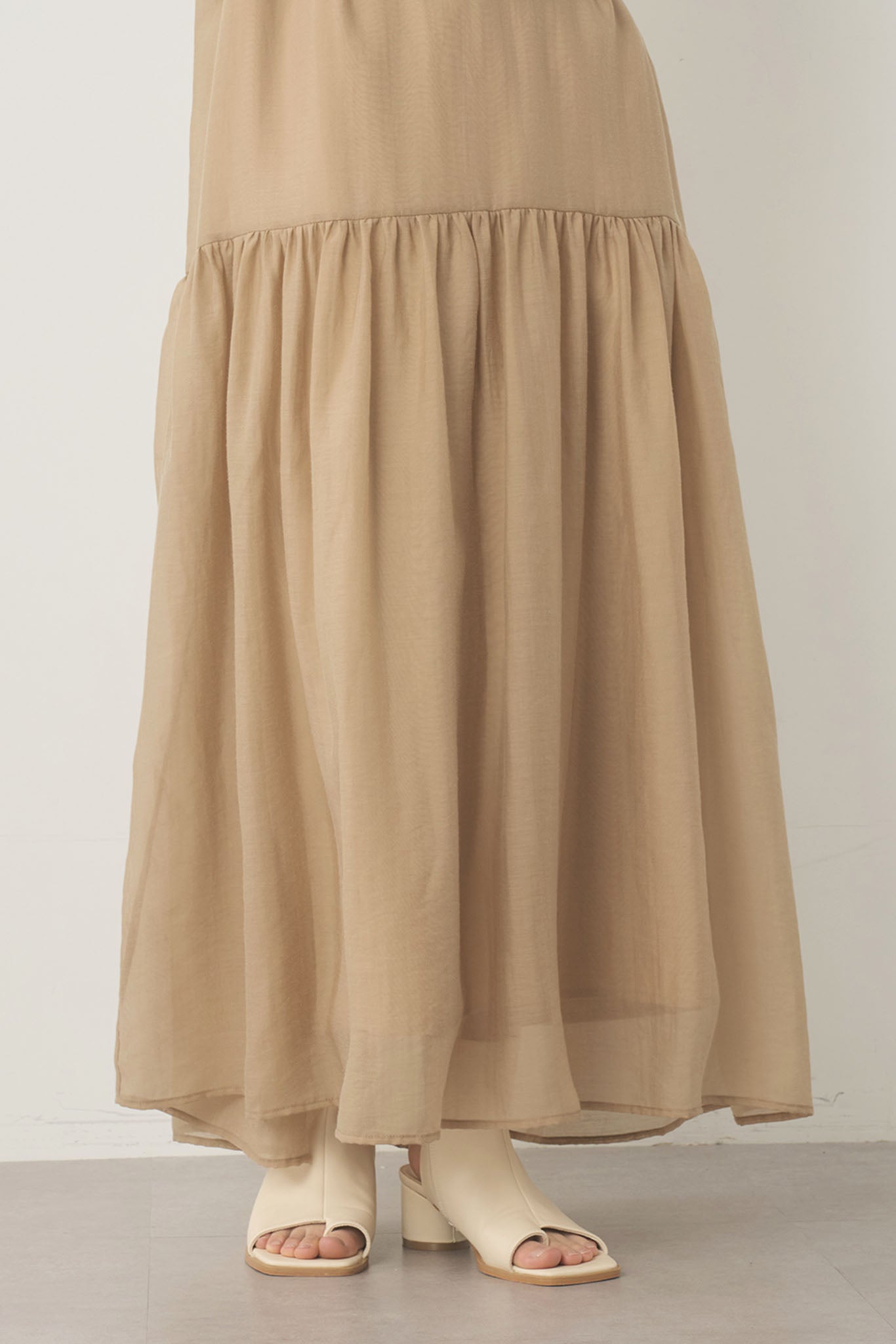 オーガンジーレイヤードワンピース