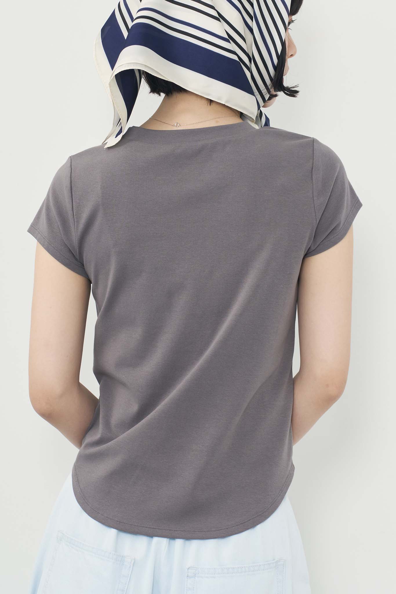 刺繍ロゴTee