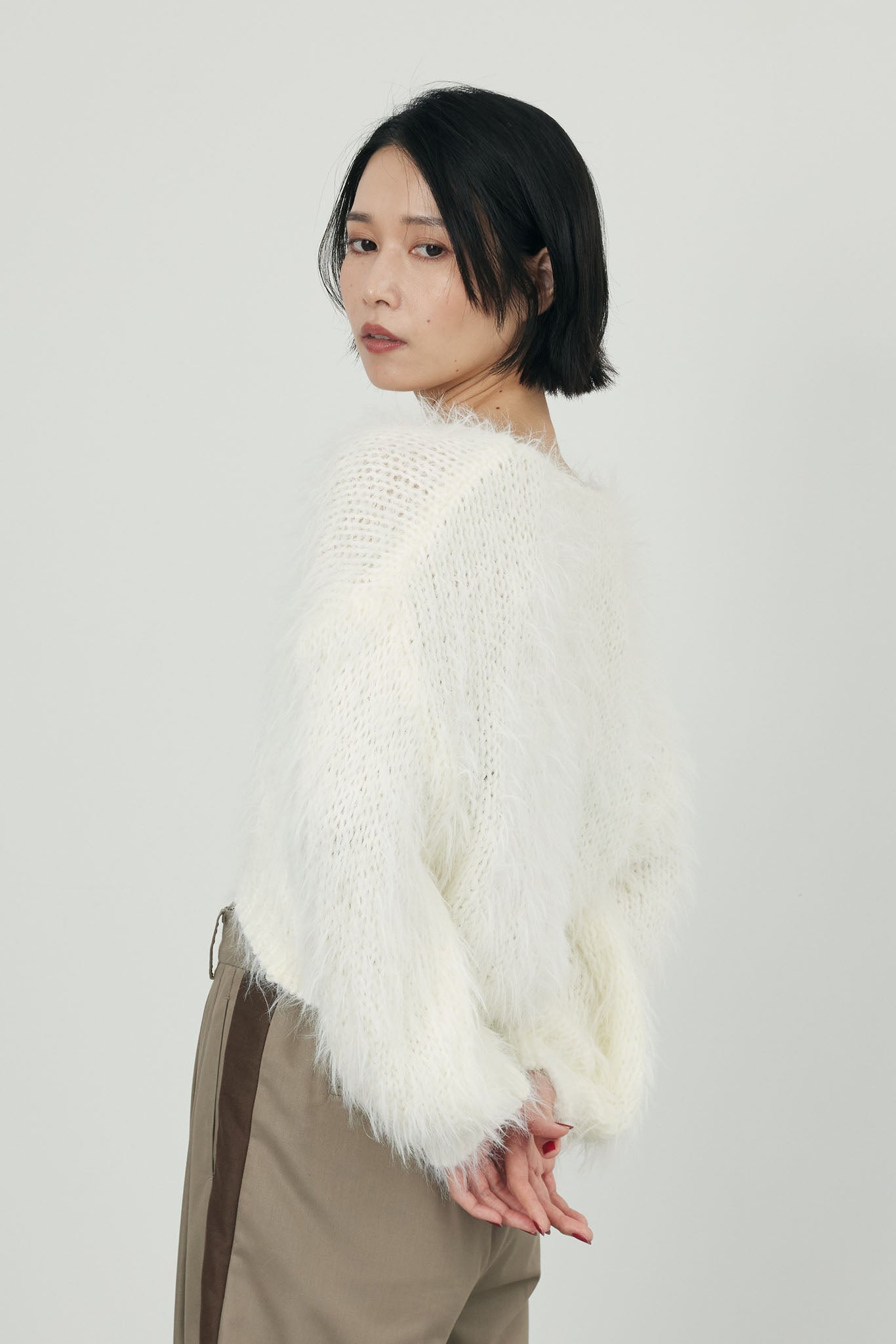 senee フェザー調ニット　サタンパンツ　セット Vネックフェザーヤーンニット