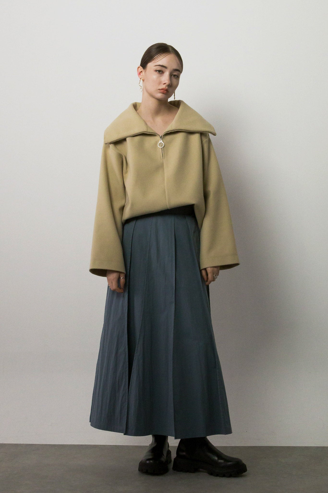 washer tuck seam skirt