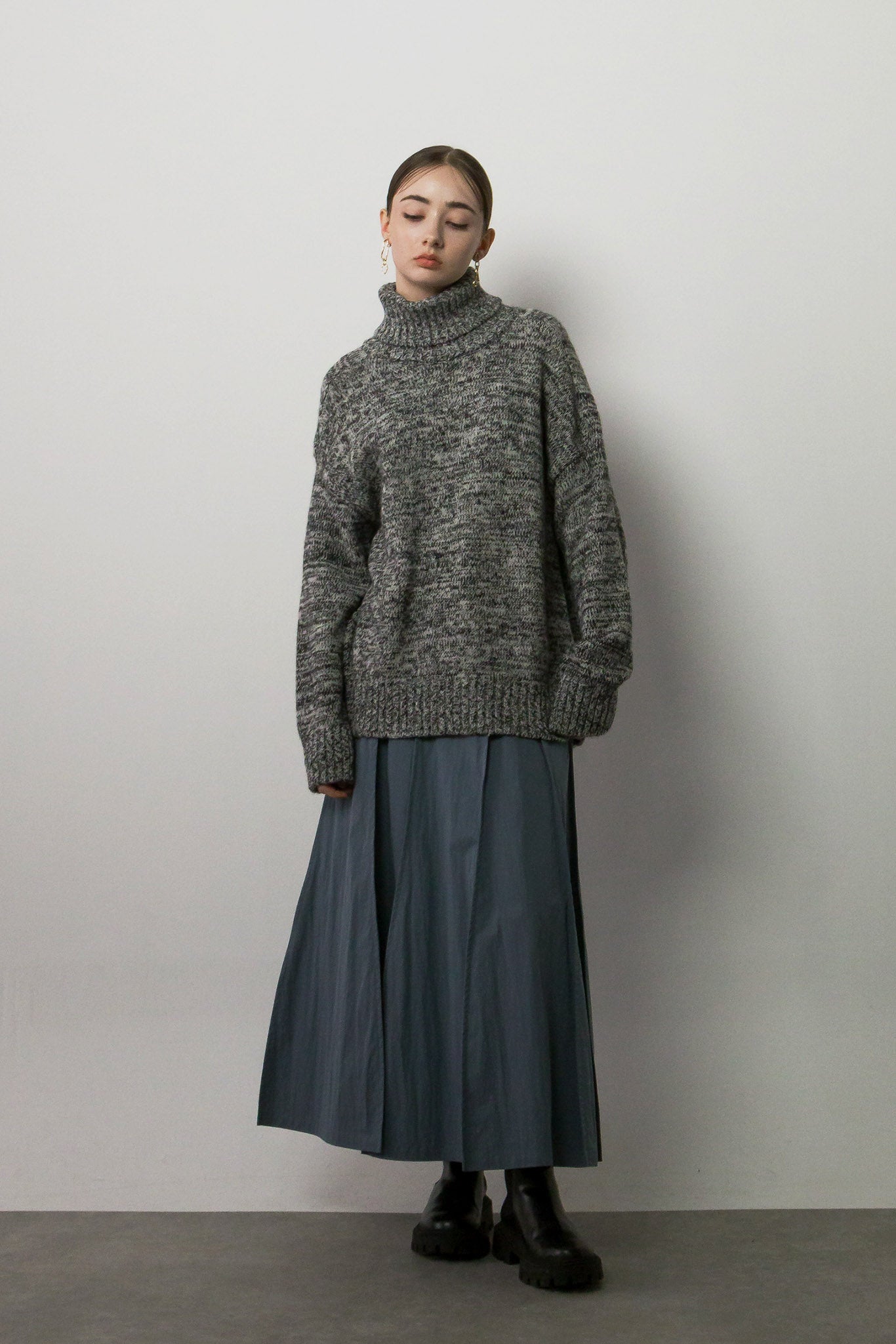 washer tuck seam skirt