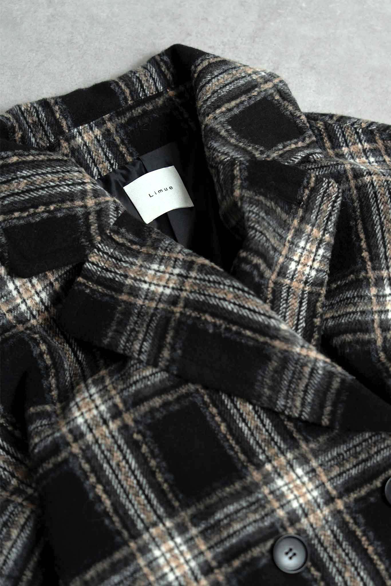 チェックピーコート