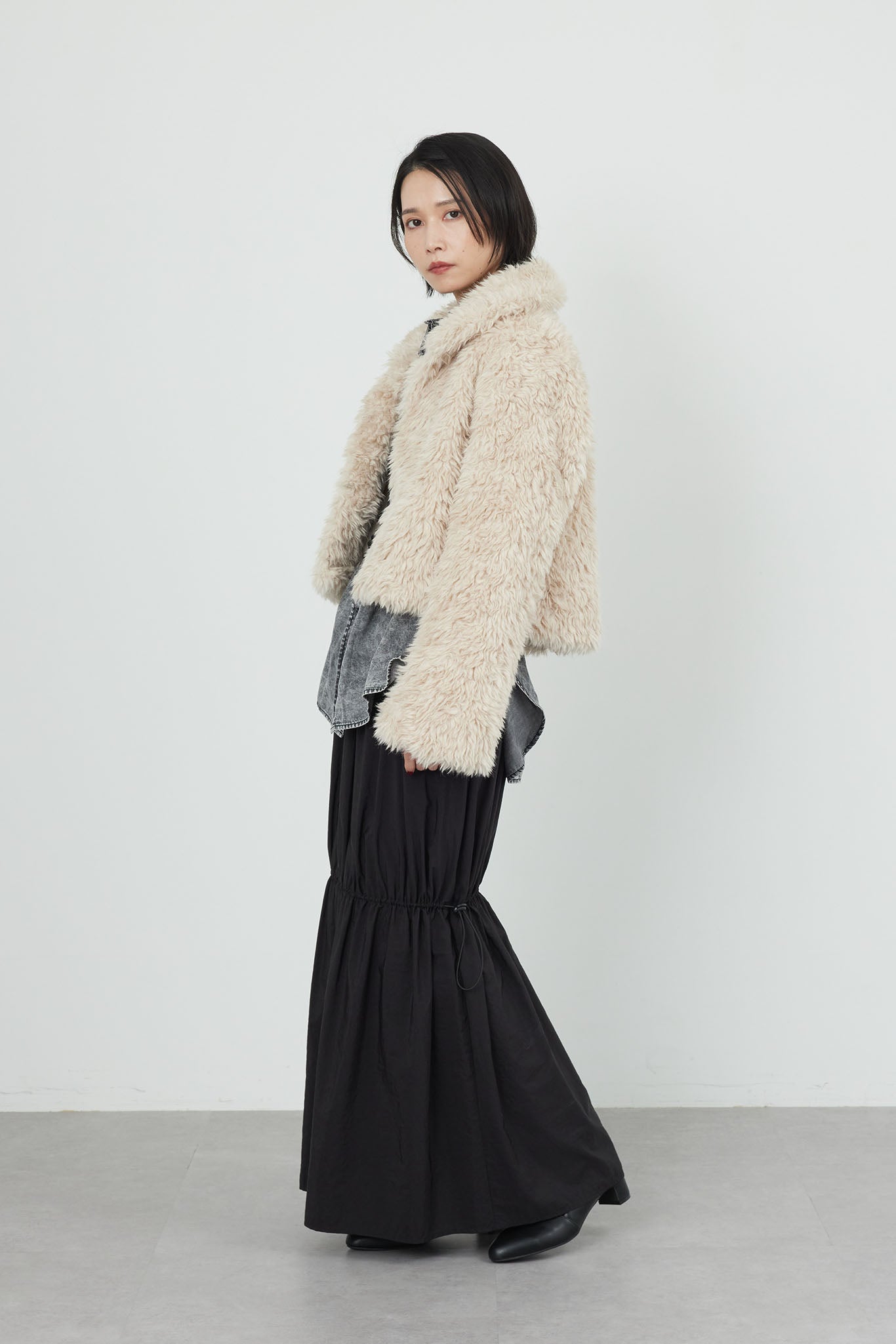 フェザーブルゾン