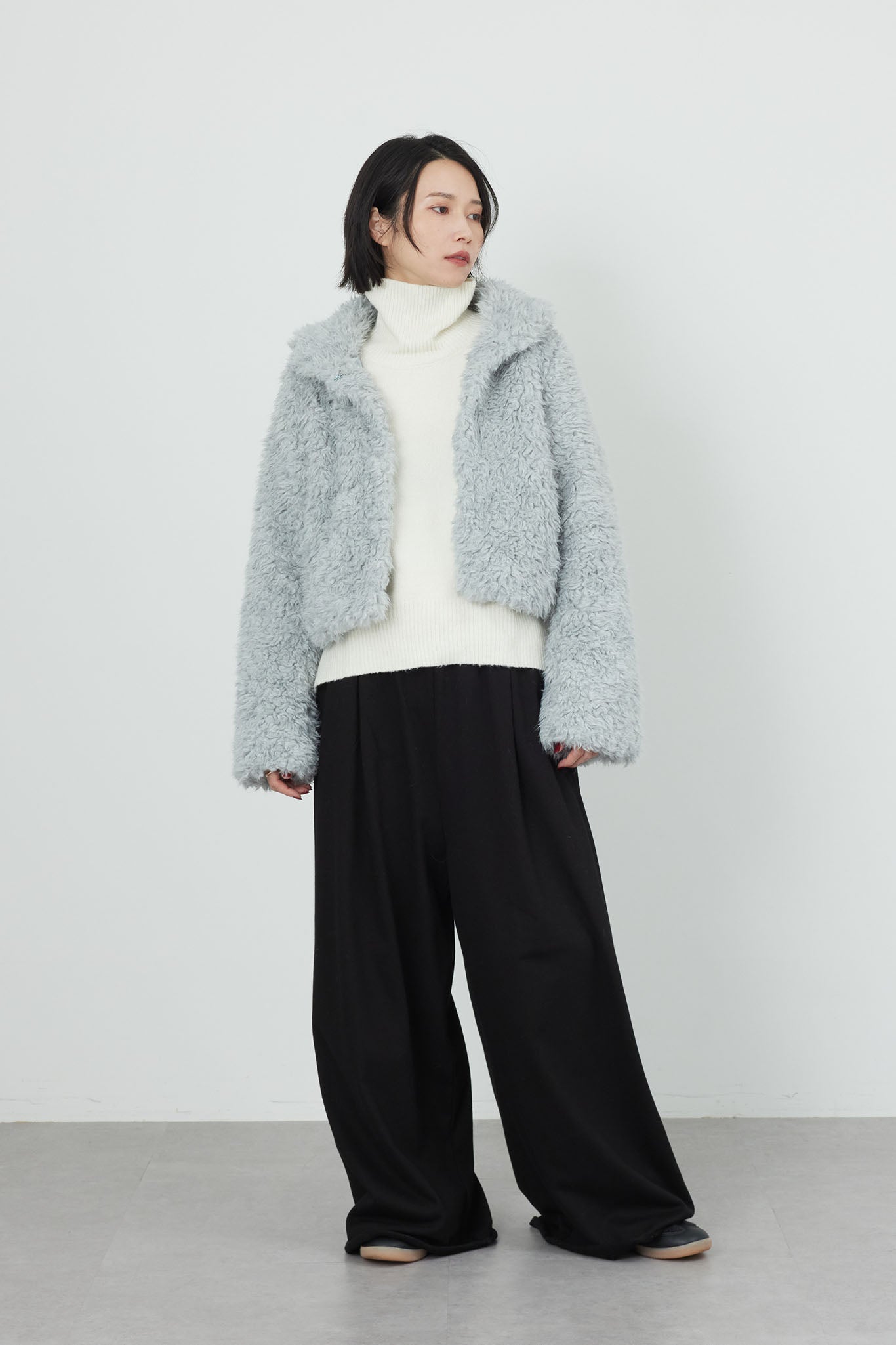 フェザーブルゾン