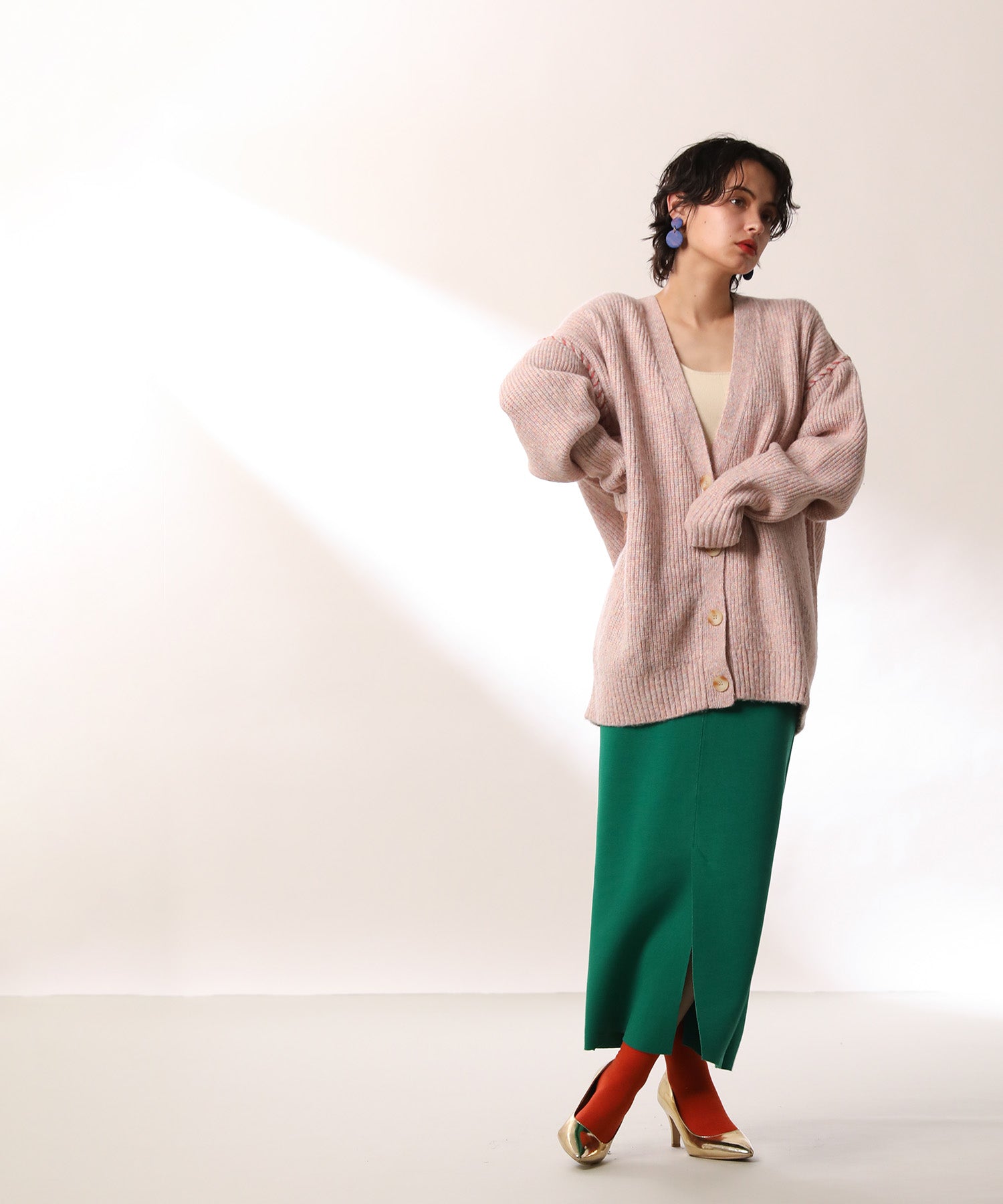 Volume V-neck oversized cardigan